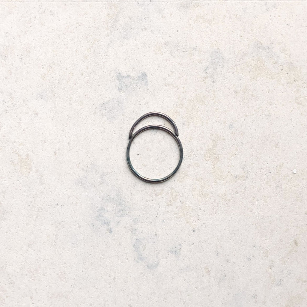 'Tiny hug'' silver ring
