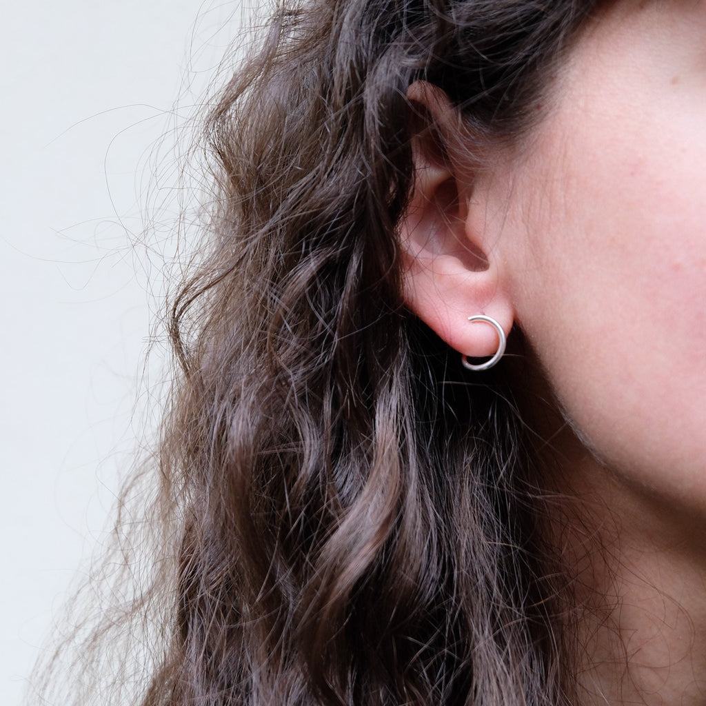 Unique minimalist earrings I Silver Lobe Earrings I Unique gold earrings I Stud earring
